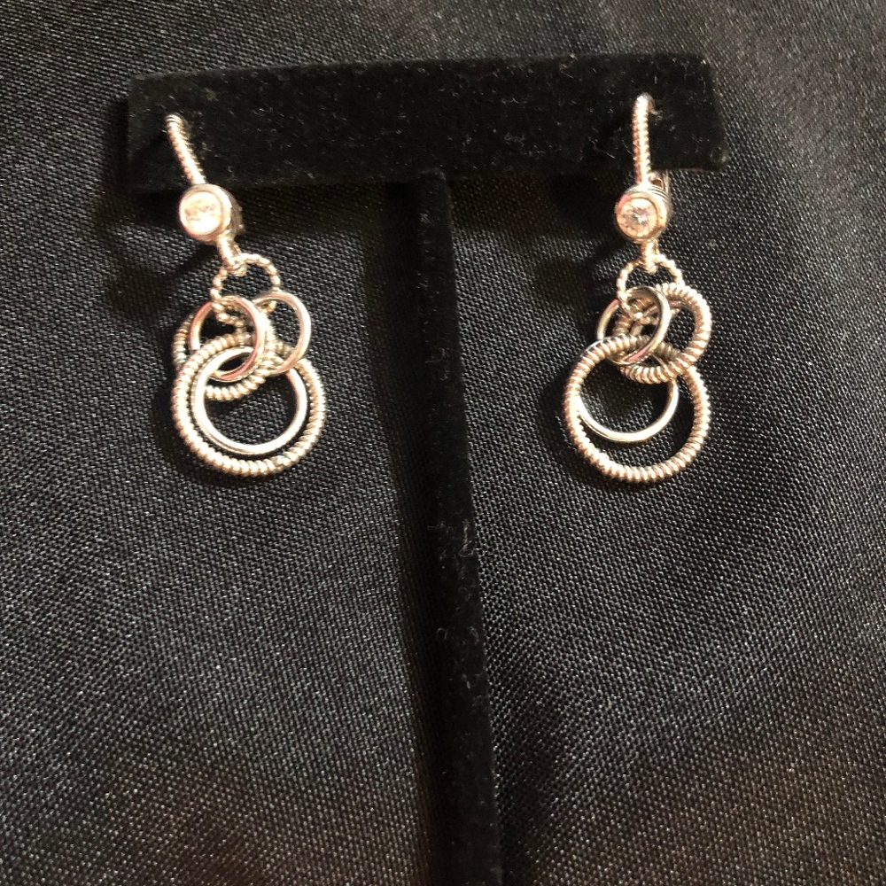 JUDITH RIPKA Sterling Diamonique Circle Link Earri